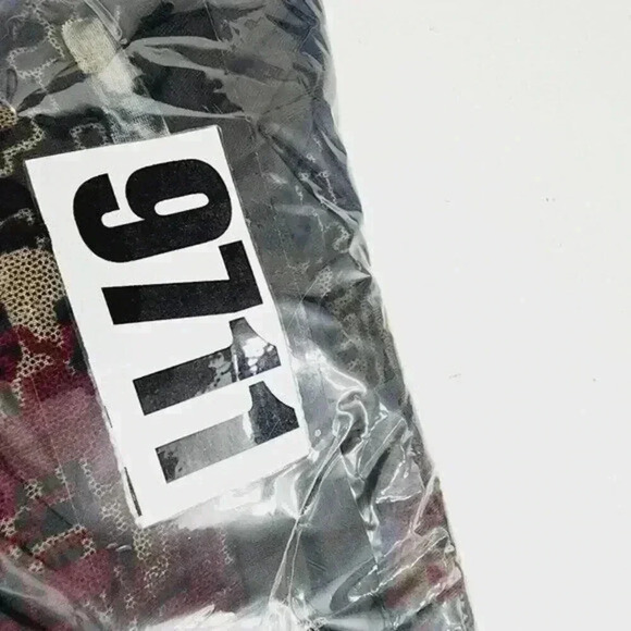 NWT Calvin Klein Jeans Aztec Women's Camisole Size L - Picture 8 of 8